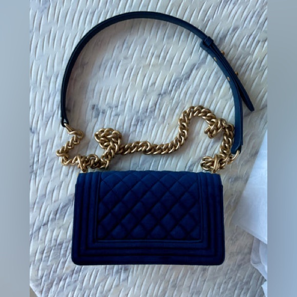 Chanel Small Velvet Le Boy Bag Blue - Picture 7 of 14